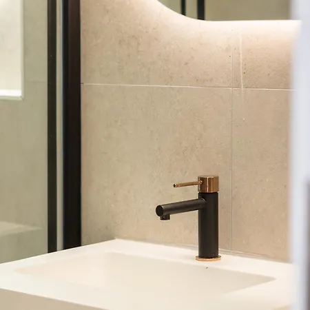 Lägenhet Deluxe - Ciudad De Artes